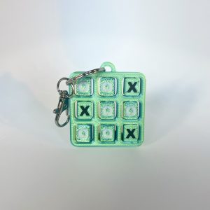 Tic tac toe travel game